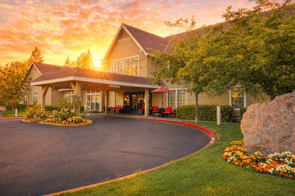 Hilltop Commons Senior Living property